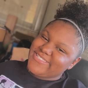 Meet your Posher, Sanae